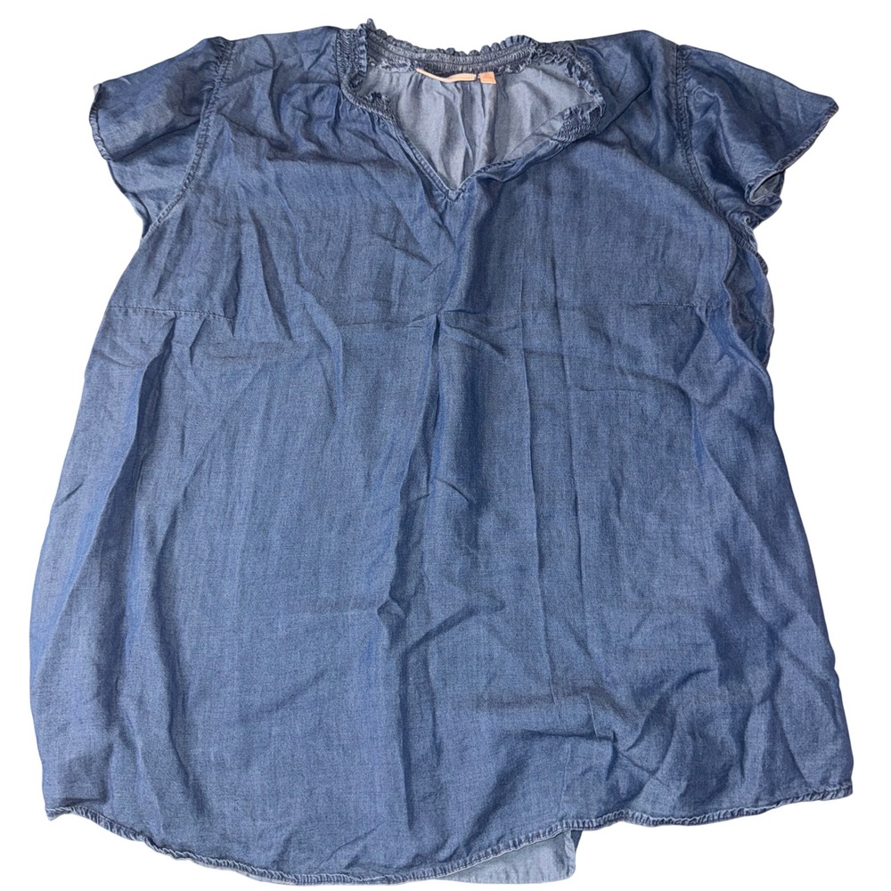EVRI chambray Blouse 2X Blue Lyocell Smocked Neck Flutter Sleeve Denim Top